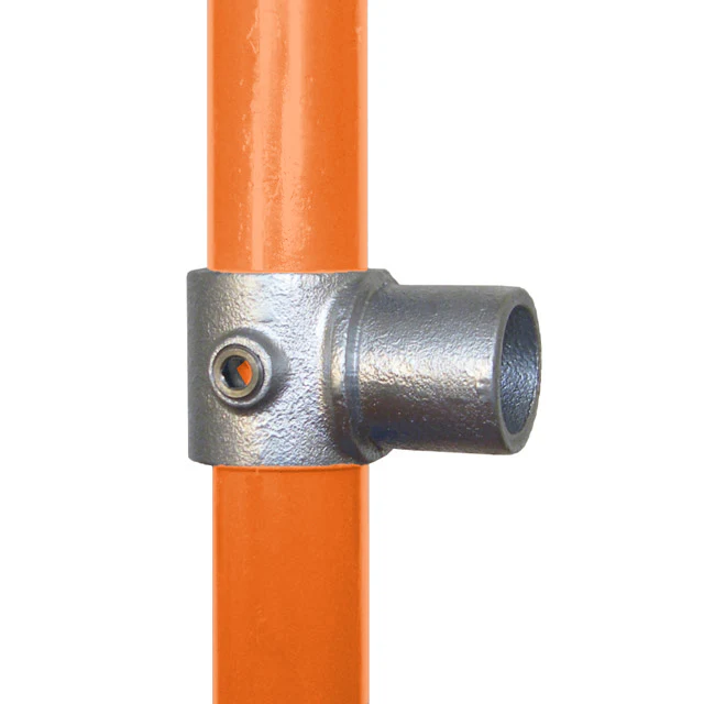 Internal Swivel T for 42mm Glavanised Pipe
