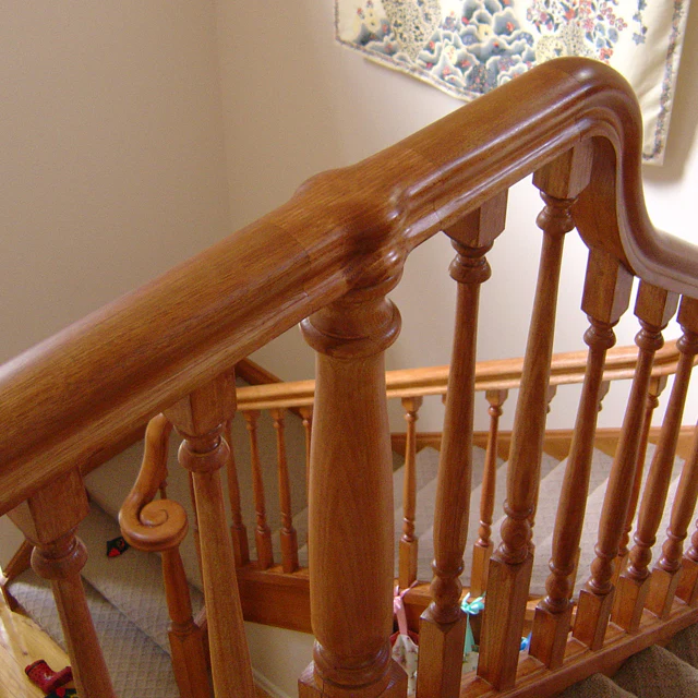 Heritage Handrail - Middle Post Cap (American Oak) - Image 2
